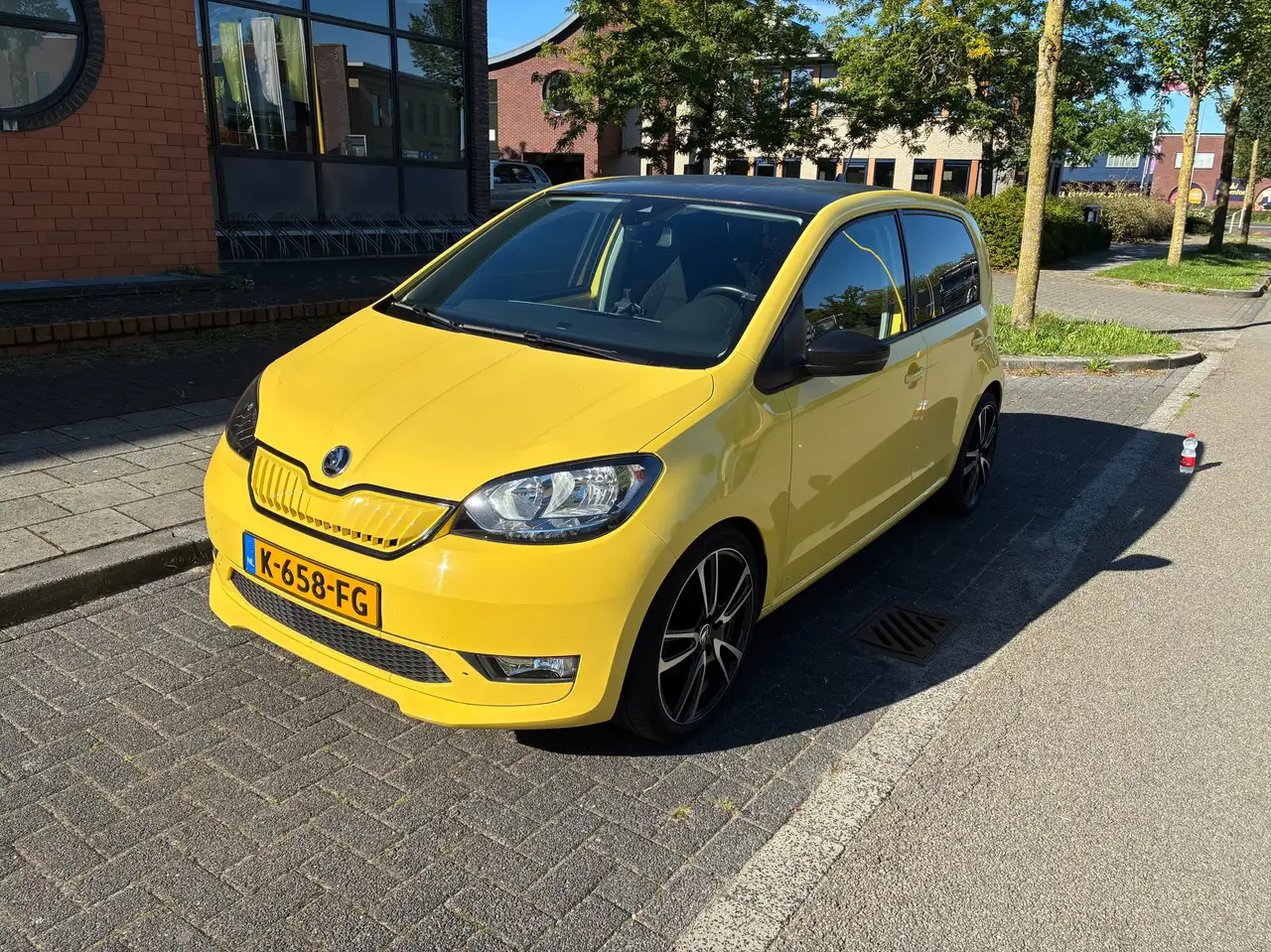 Skoda Citigo Citigo EV Style — photo 1 of 10
