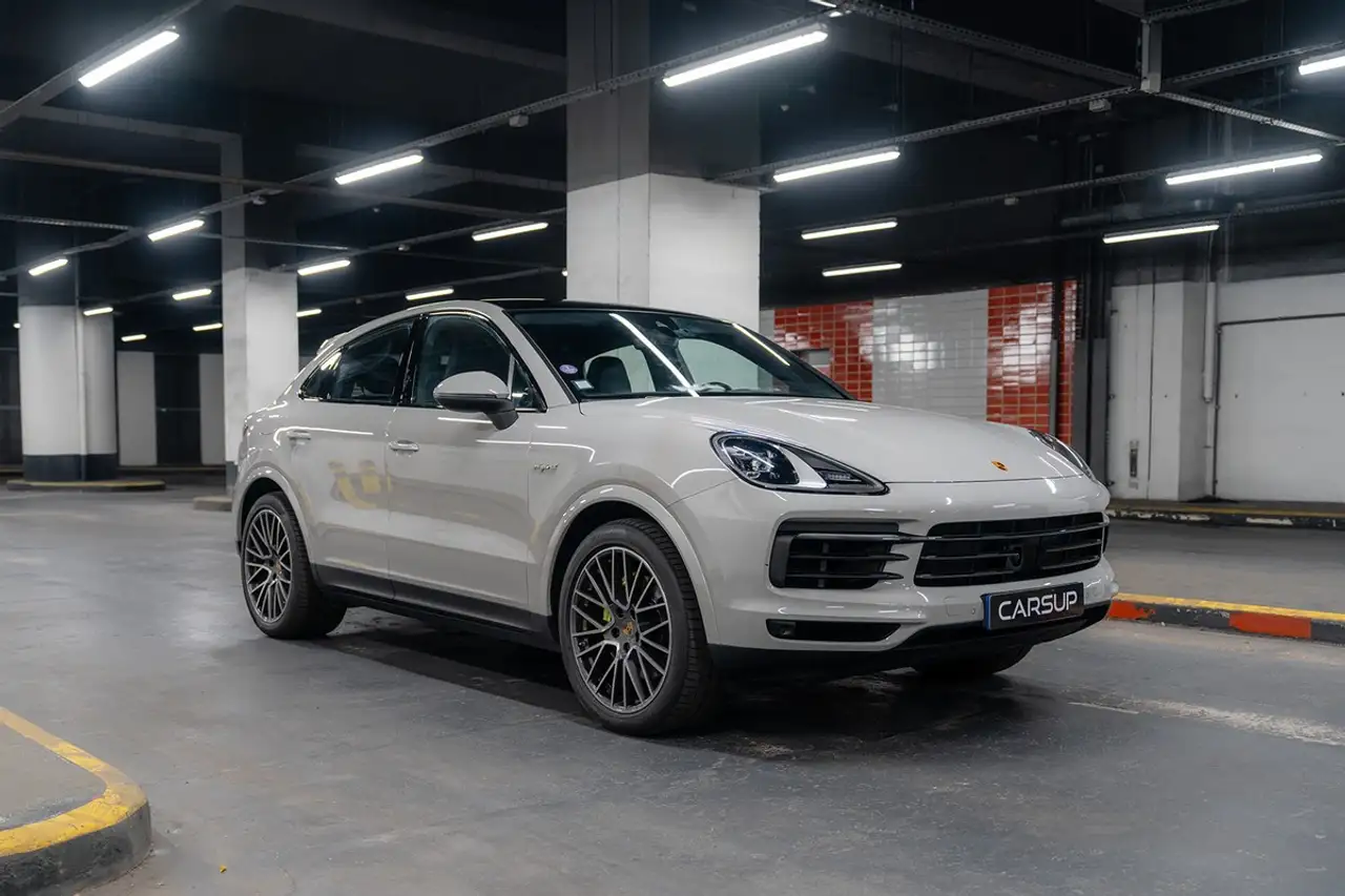 Porsche Cayenne Coupe E-Hybrid 3.0 V6 462ch — photo 1 of 23