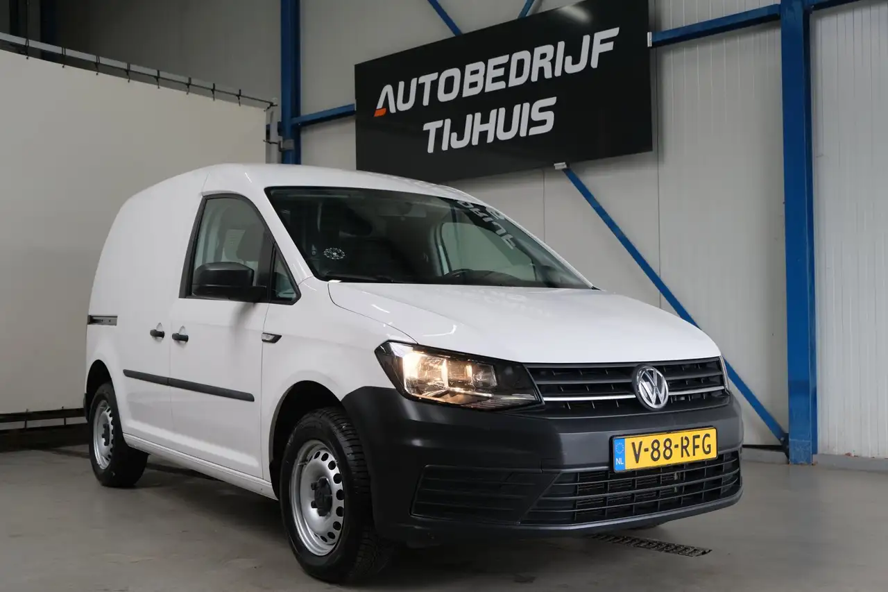 Volkswagen Caddy 2.0 TDI L1H1 BMT - Airco, Cruise, Trekhaak. — photo 1 of 27