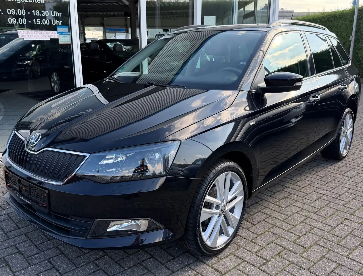 Skoda Fabia Combi Clever/ Xenon — photo 1 of 12