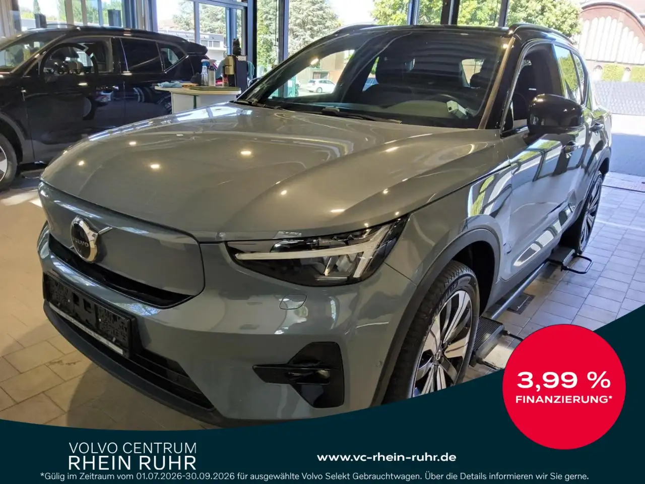 Volvo XC40 PURE ELECTRIC ULTIMATE AHK+MET+STANDHZ+PANO — photo 1 of 7