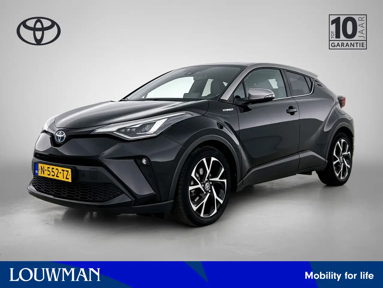 Toyota C-HR 1.8 Hybrid Style Luxury | Trekhaak afneembaar | — photo 1 of 40