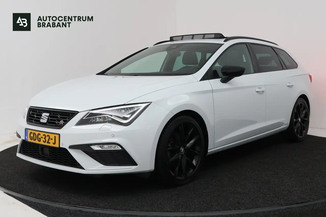 SEAT Leon ST 1.5 TSI FR Ultimate Edition Black (PANORAMADAK, — photo 1 of 25