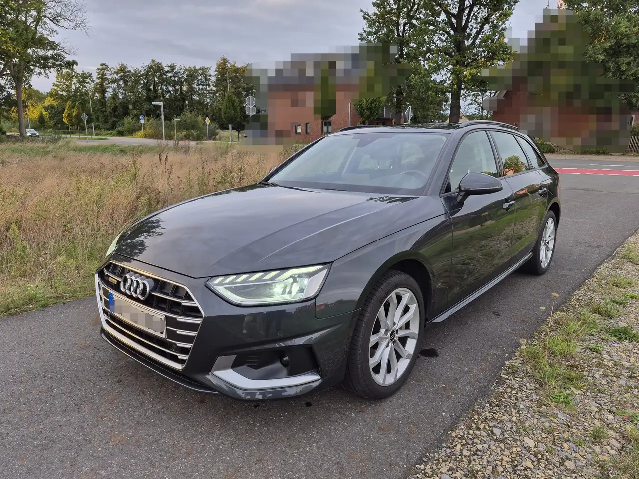 Audi A4 40 TDI quattro advanced — photo 1 of 15