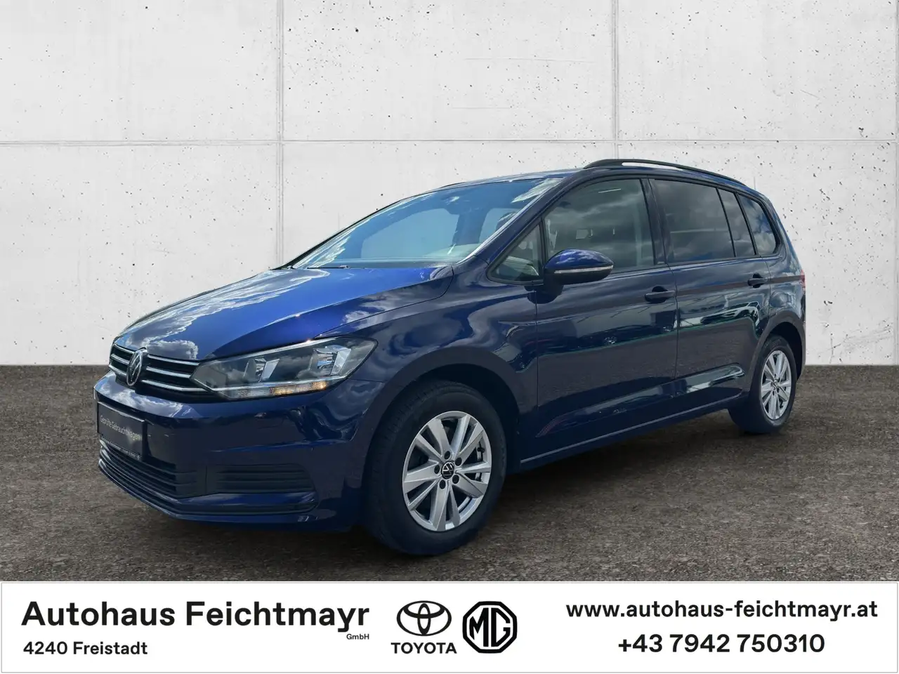Volkswagen Touran 2,0 TDI Comfortline 5-sitzig — photo 1 of 11