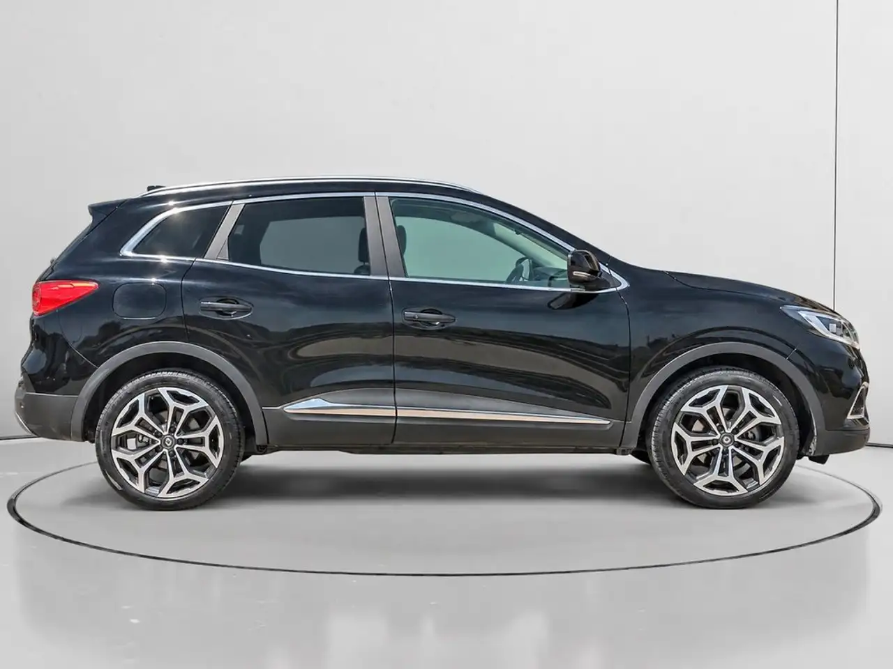 2022 Renault Kadjar 1.3 TCe GPF Equilibre 103kW, photograph 2