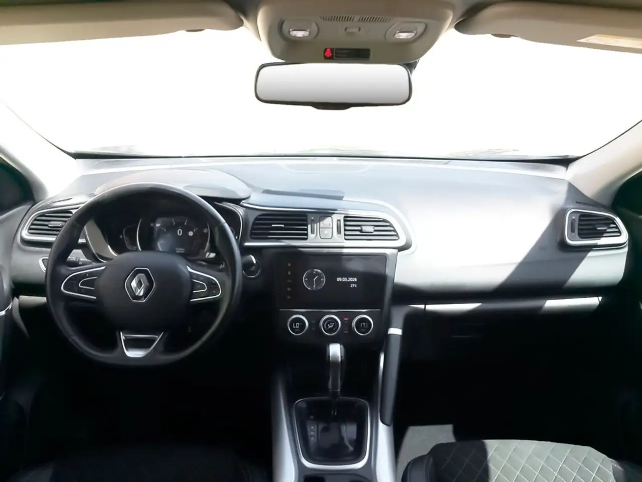 2022 Renault Kadjar 1.3 TCe GPF Equilibre 103kW, photograph 9