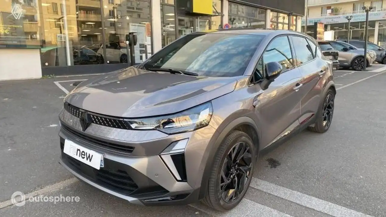 Renault Captur 1.6 E-Tech full hybrid 145ch esprit Alpine — photo 1 of 18