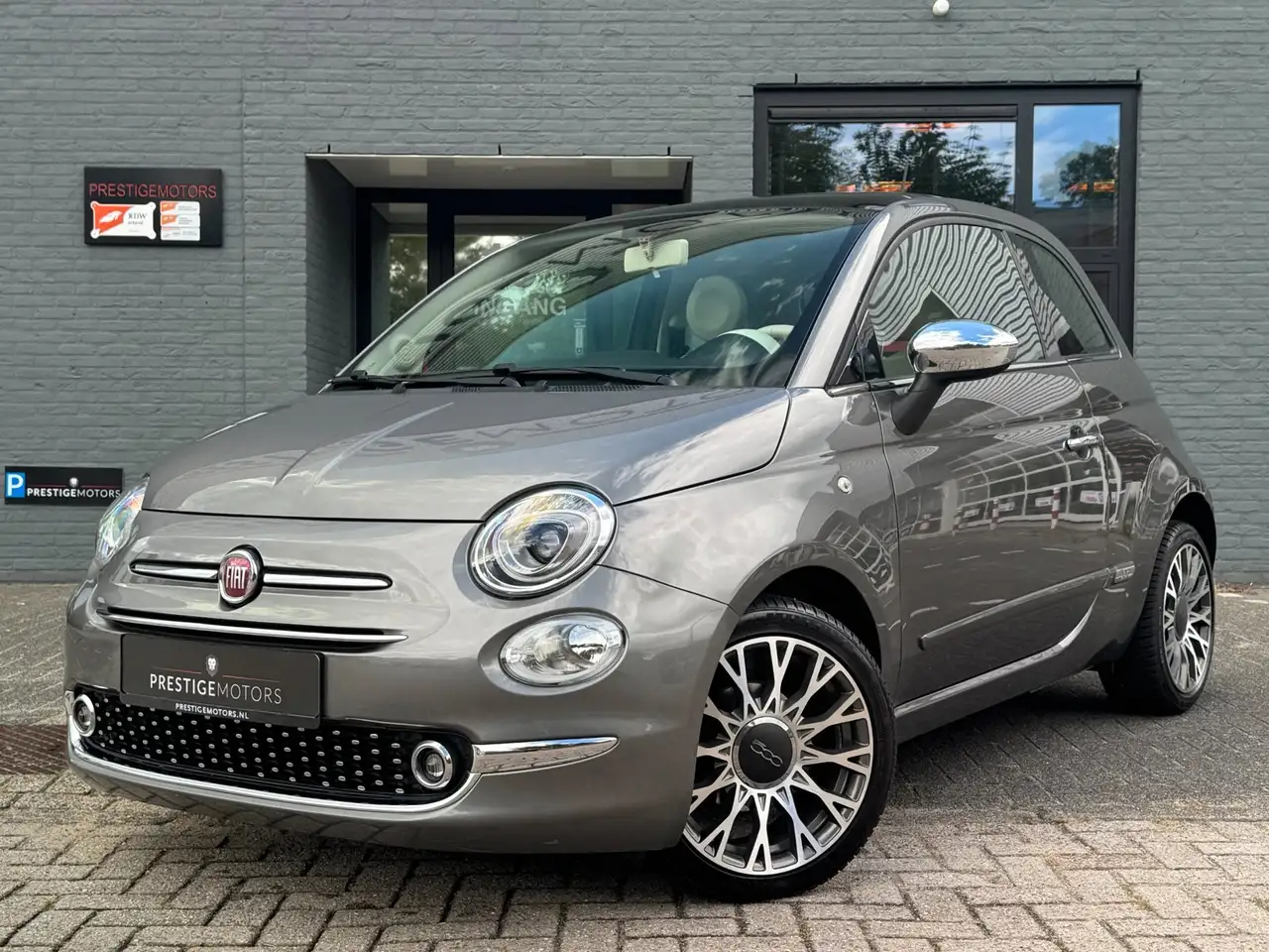 Fiat 500 1.2 Lounge|Carplay|Pano|Pdc|Clima|Navi|CruiseContr — photo 1 of 24