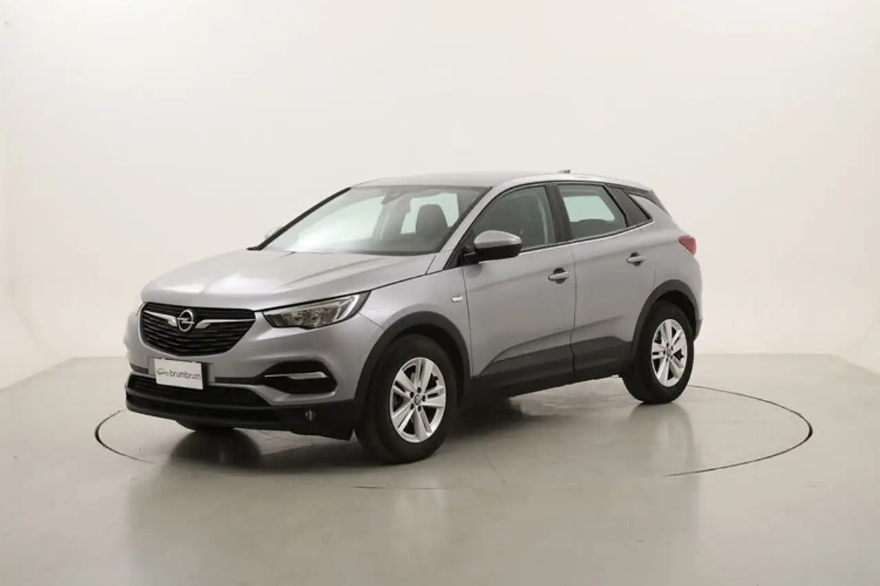 Opel Grandland X Business AT8 1.5 Diesel 131CV — photo 1 of 15