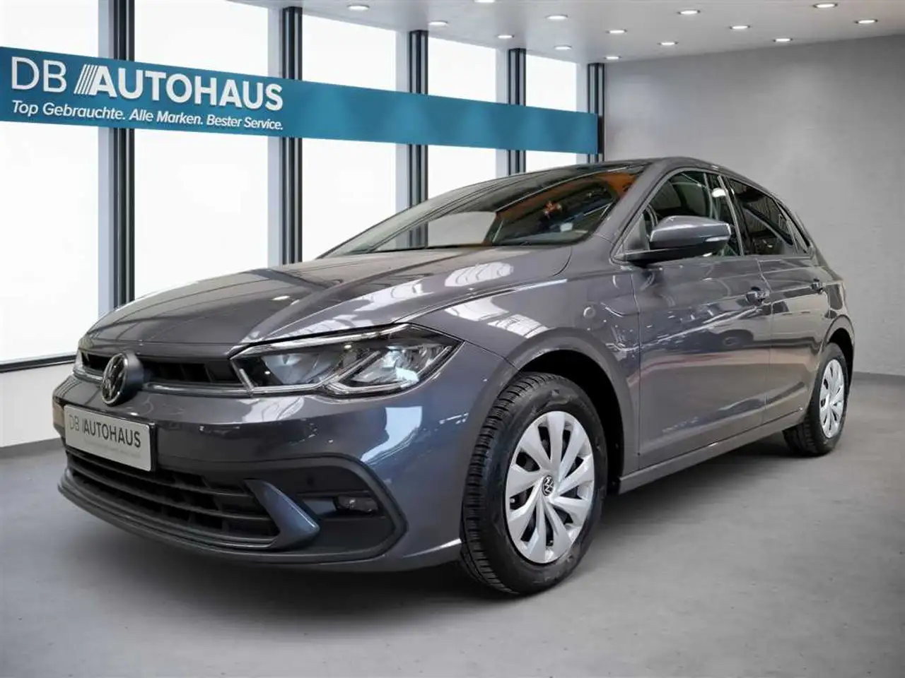 Volkswagen Polo Life 1.0 TSI DSG — photo 1 of 26