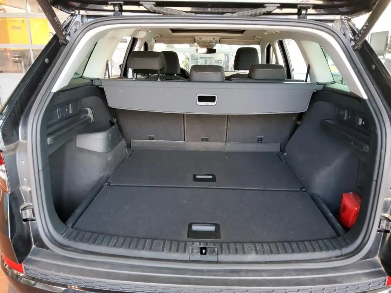 2022 Skoda Kodiaq Tour 4x4 Matrix/STANDH/AHK/PANO/4xSHZ, photograph 9