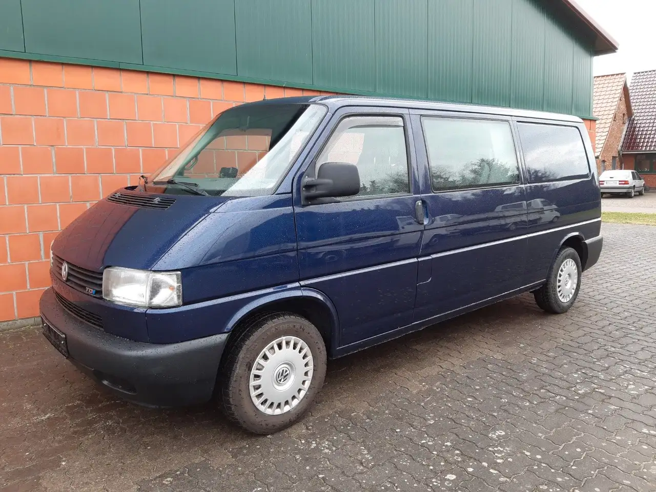 Volkswagen T4 lang 2,5 TDI - 102 PS — photo 1 of 14