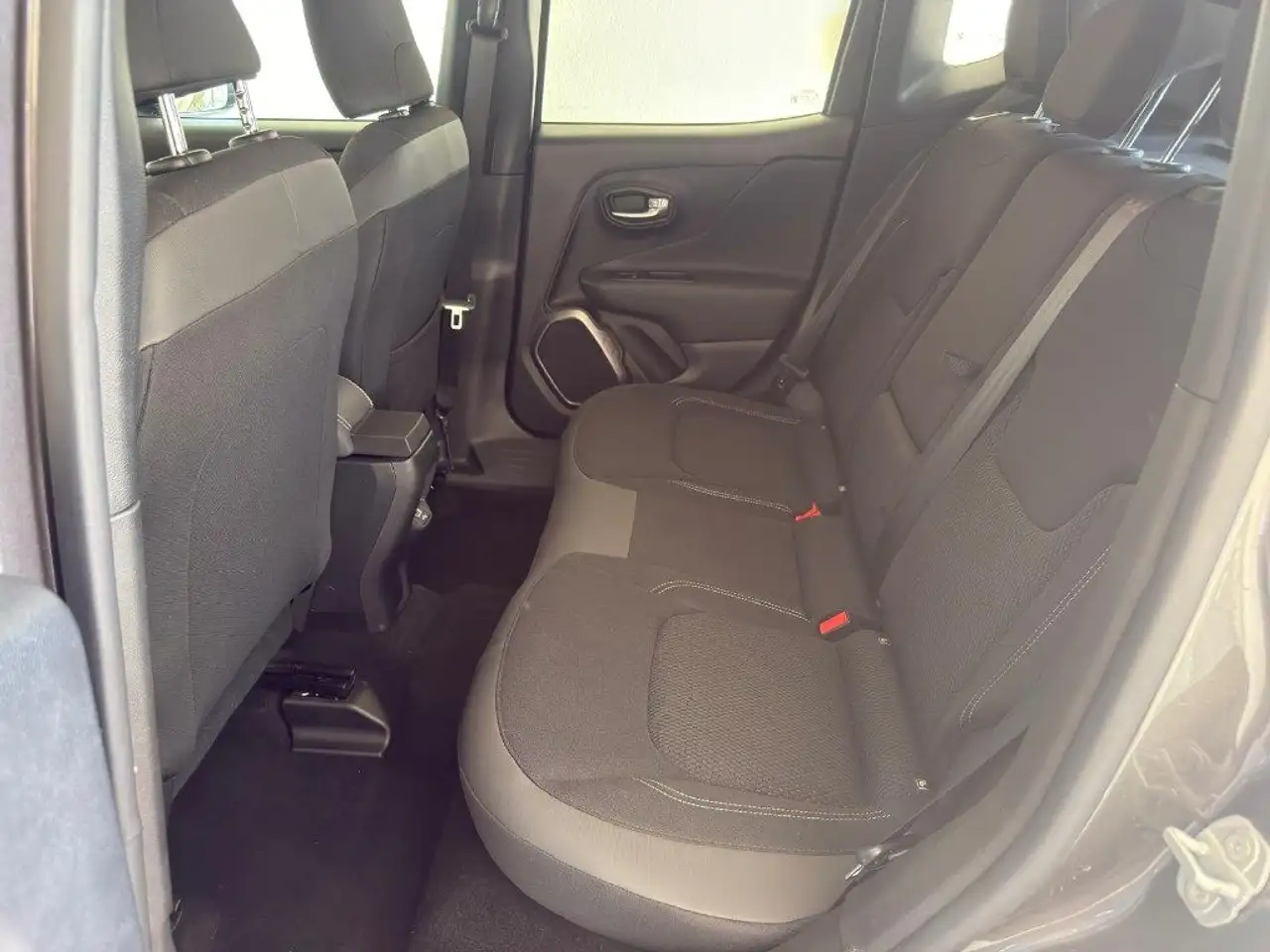 2019 Jeep Renegade 1.6 Mjt 120 CV Limited, photograph 11