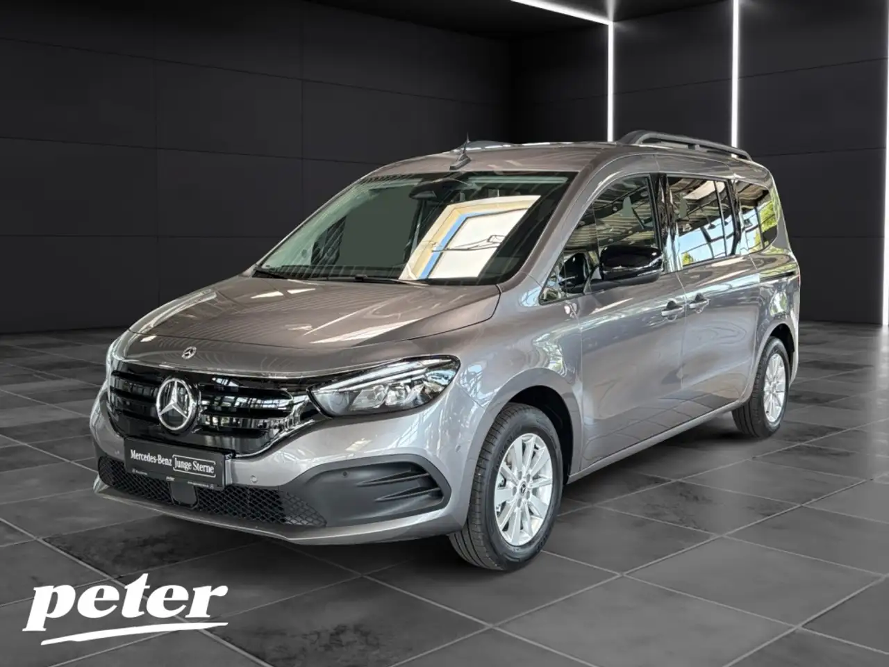 Mercedes-Benz EQT 200 MBUX*7 Sitzer*ILS-LED*Rückfahrkamera — photo 1 of 24