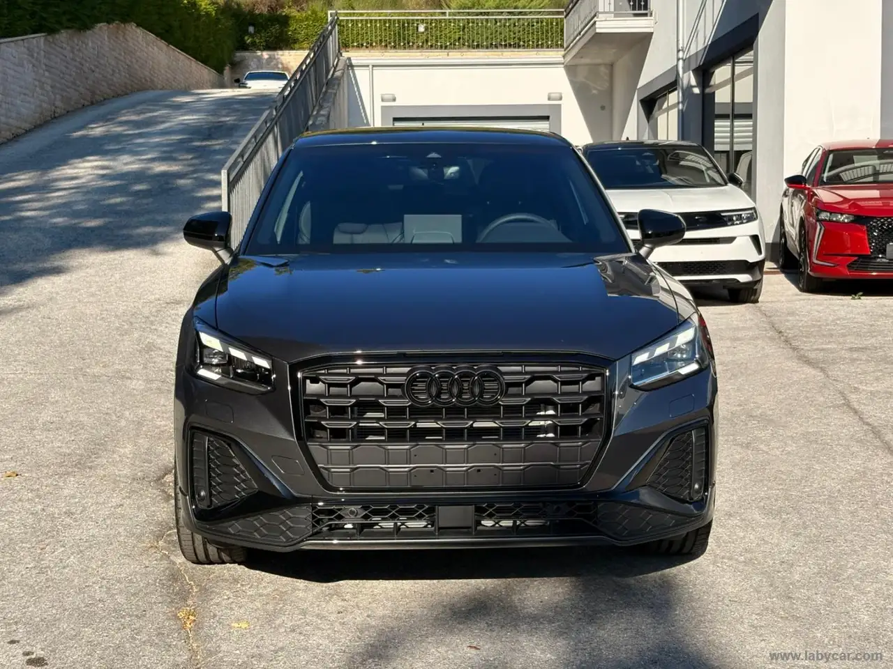 2026 Audi Q2 35 TDI S tronic Identity Black, photograph 2