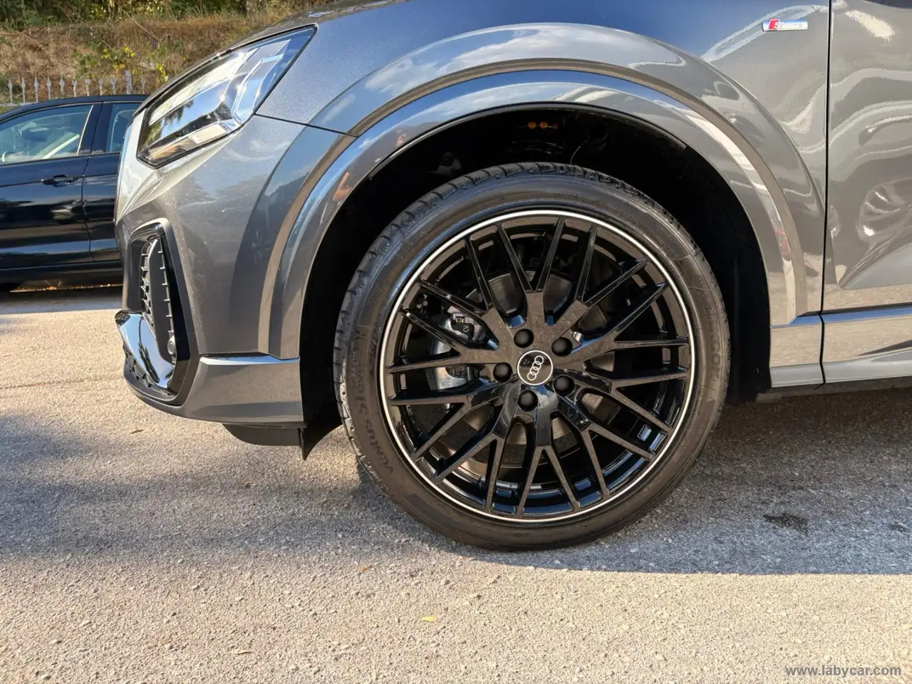 2026 Audi Q2 35 TDI S tronic Identity Black, photograph 9