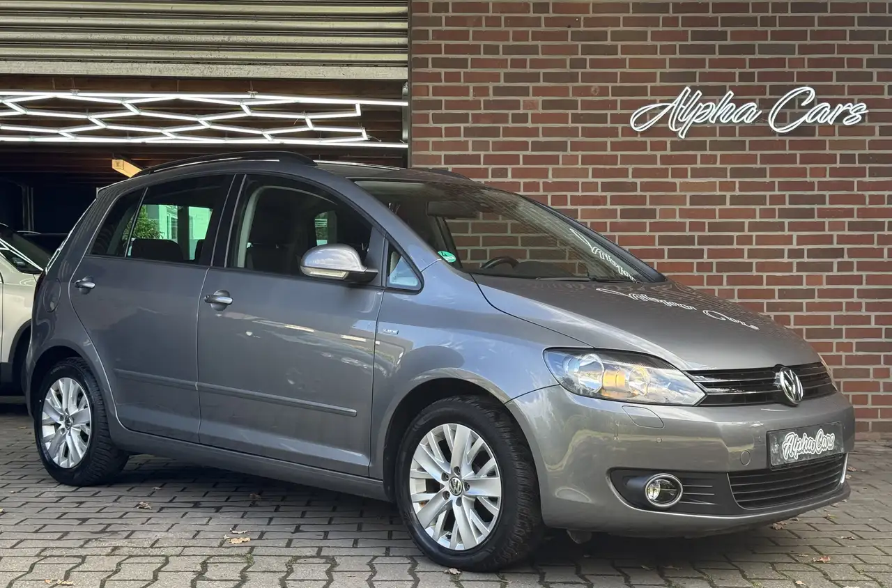 Volkswagen Golf Plus 1.2 TSI DSG Life Scheckheft gepflegt Garantie — photo 1 of 15