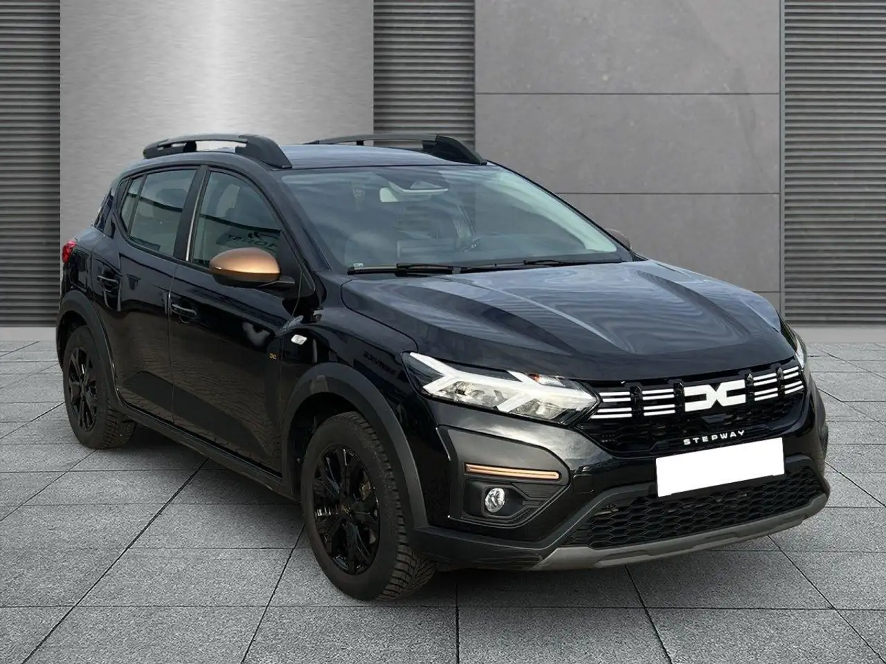 Dacia Sandero Stepway Extreme AHK+SHZ+GJR TCe 90 CVT 67 kW (9... — photo 1 of 6