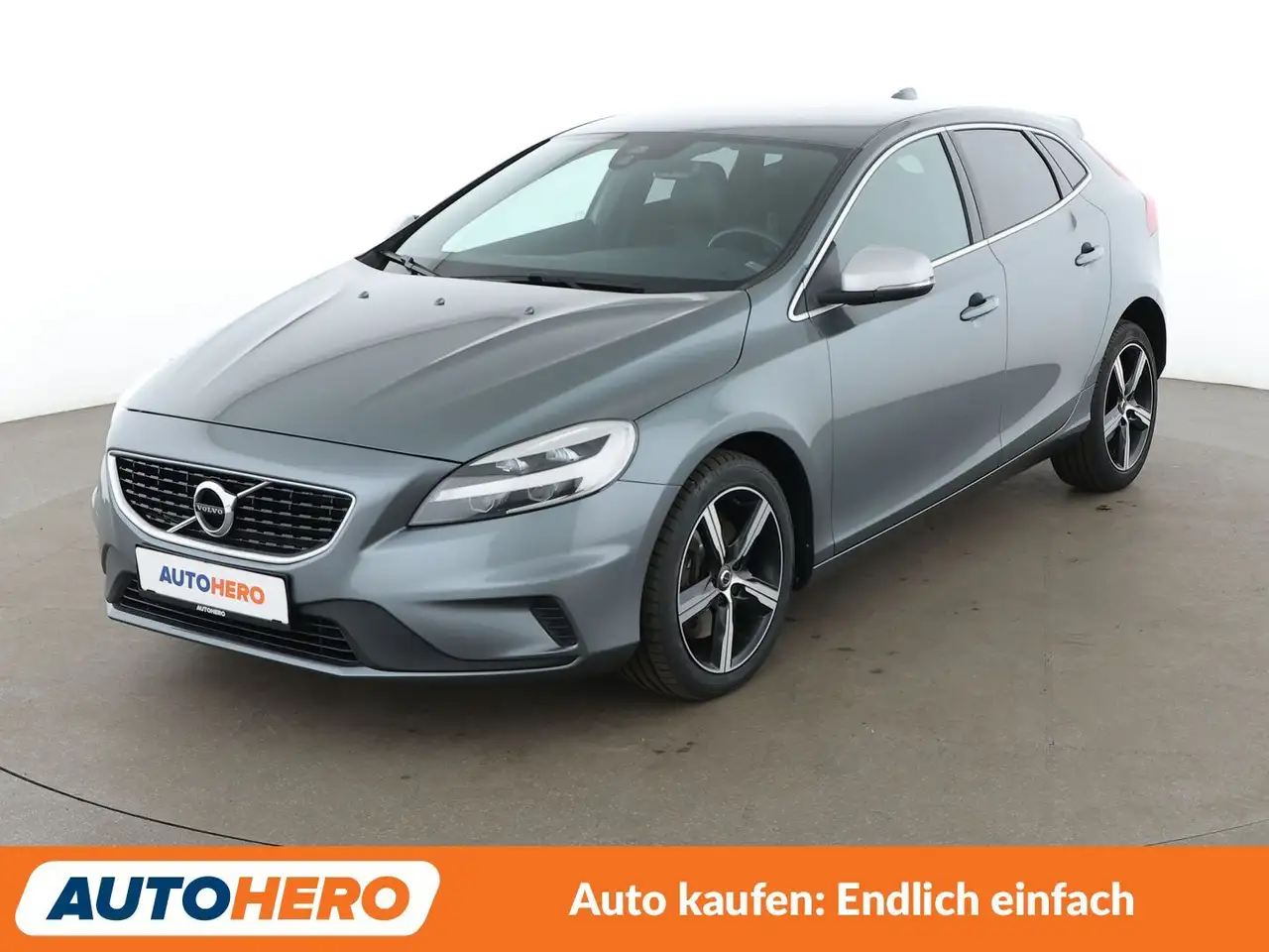 Volvo V40 2.0 D3 R-Design Aut.*NAVI*LED*TEMPO* — photo 1 of 29