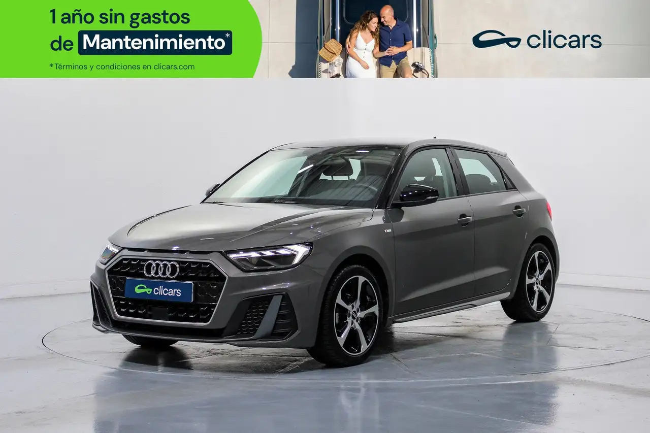 Audi A1 Sportback 25 TFSI Adrenalin — photo 1 of 38