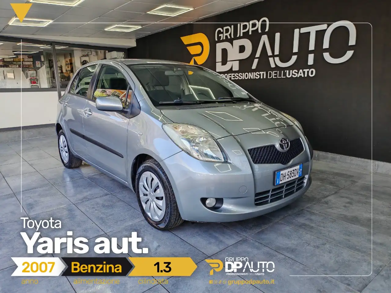 Toyota Yaris Yaris 5p 1.3 Sol m-mt — photo 1 of 15