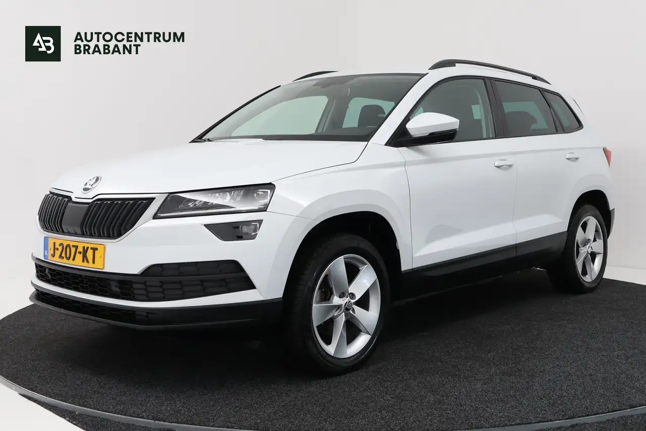Skoda Karoq 1.5 TSI ACT Style (TREKHAAK, CAMERA, NAVIGATIE CAR — photo 1 of 30