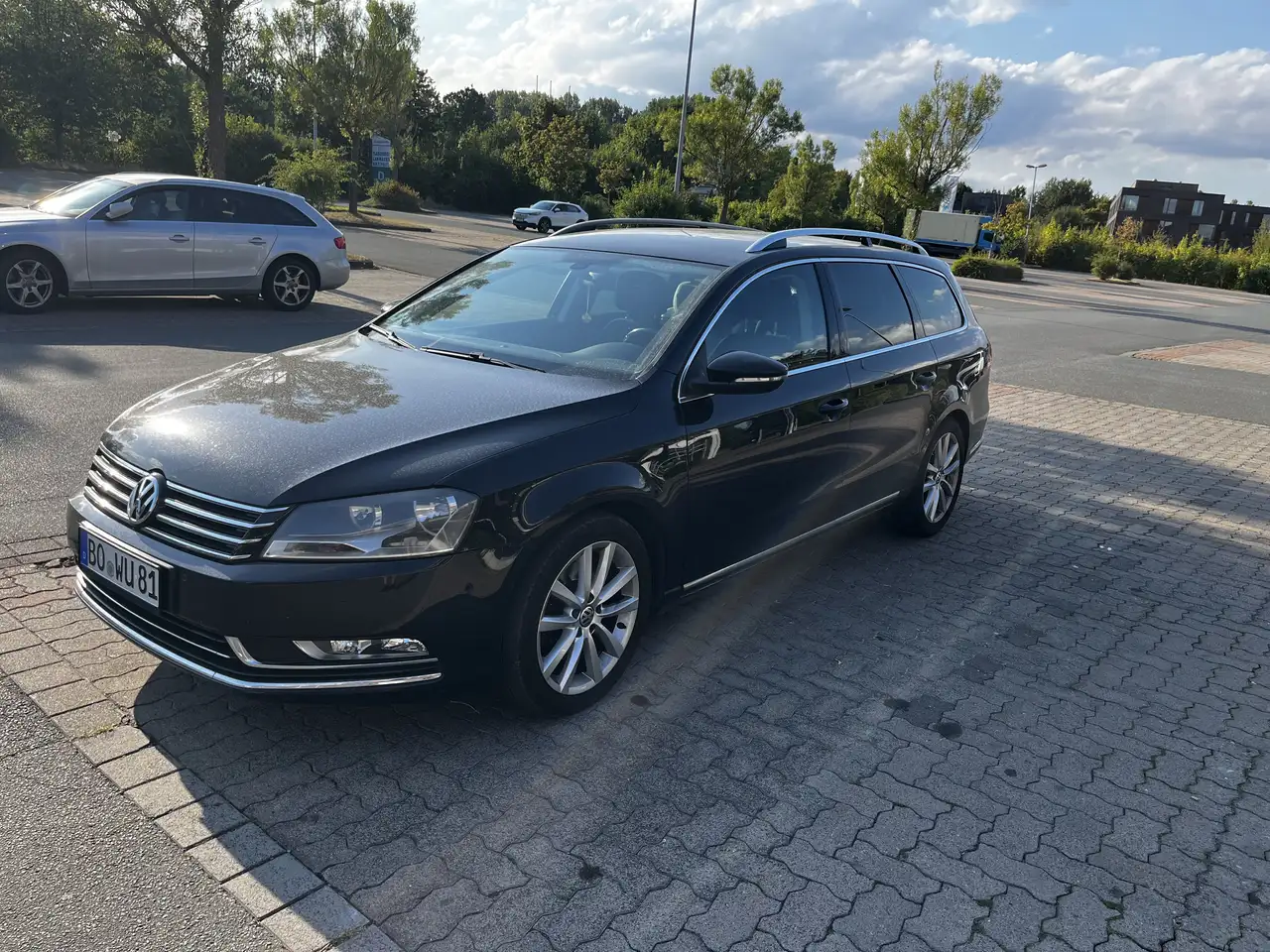 Volkswagen Passat Variant 2.0 TSI DSG Highline — photo 1 of 7