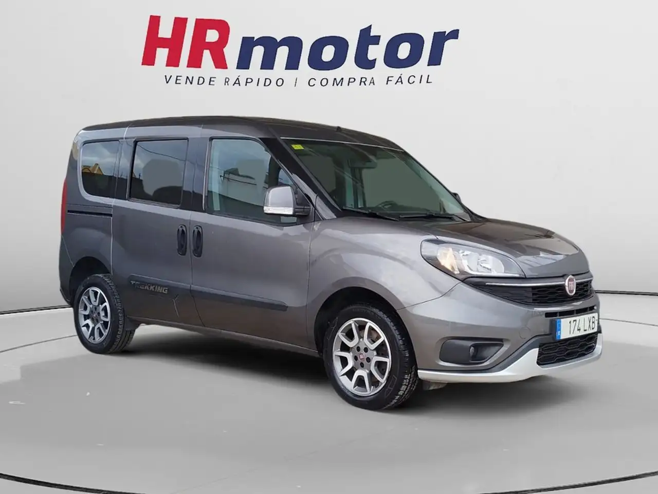 Fiat Dobló Combi 1.6Mjt Trekking 89kW — photo 1 of 15