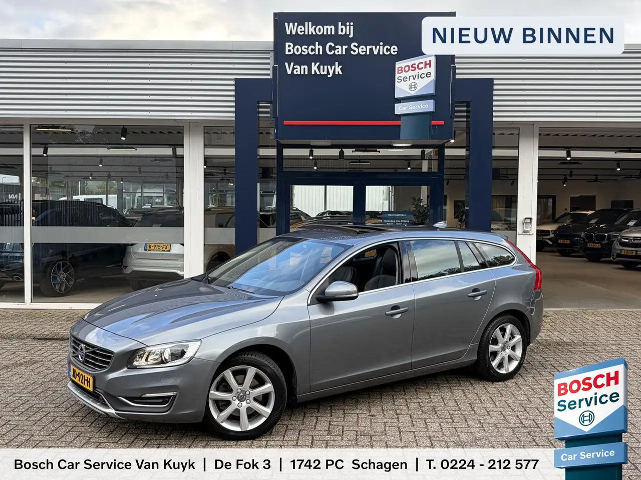 Volvo V60 2.0 T4 Nordic+ / Luxury / NL-Auto / Dealer-Onderho — photo 1 of 35