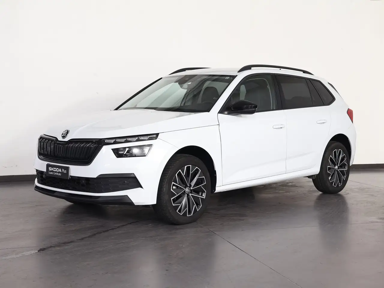 Skoda Kamiq 1.0 tsi style 110cv — photo 1 of 20