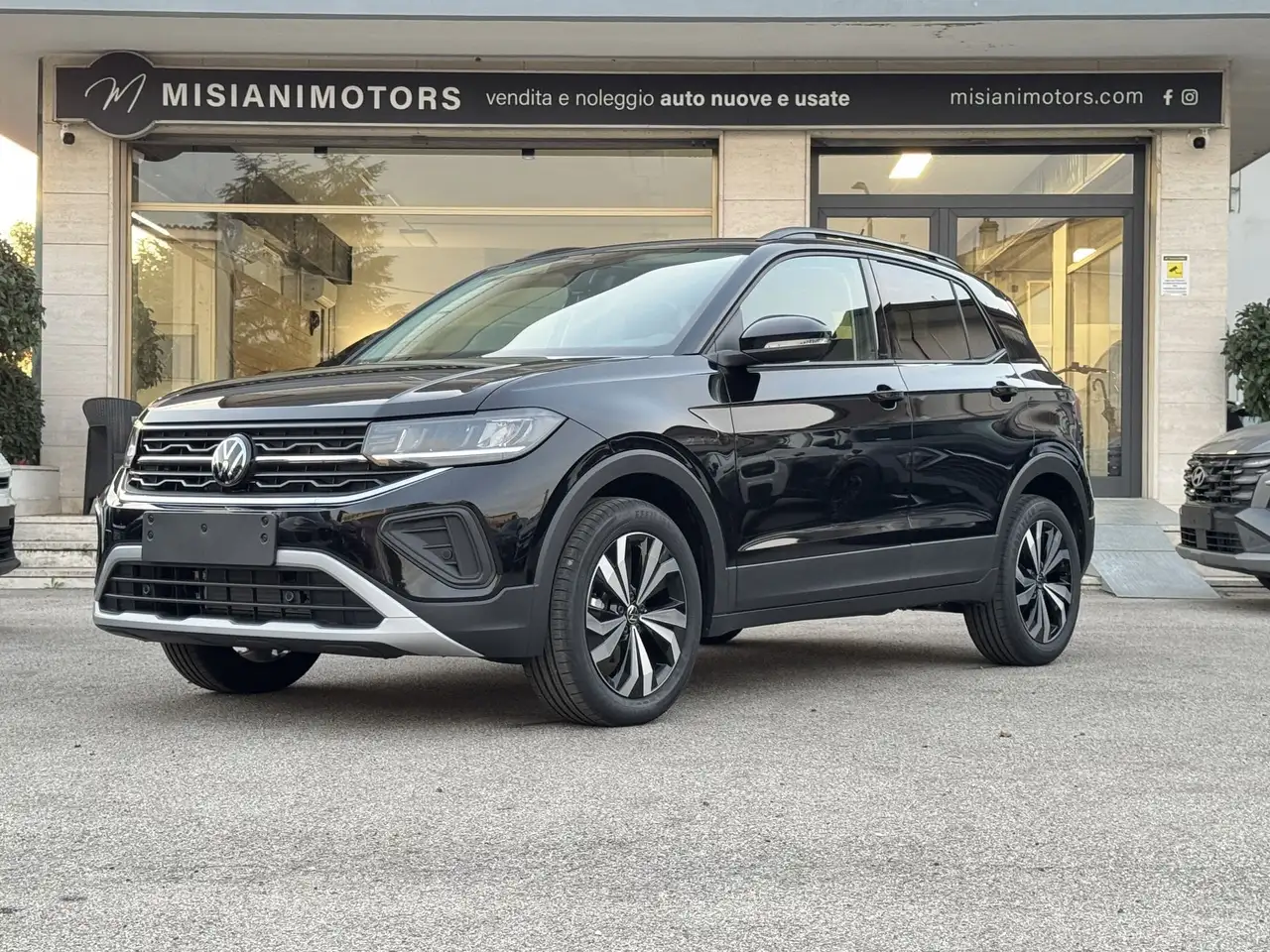 Volkswagen T-Cross T-Cross 1.0 TSI Edition Plus — photo 1 of 23