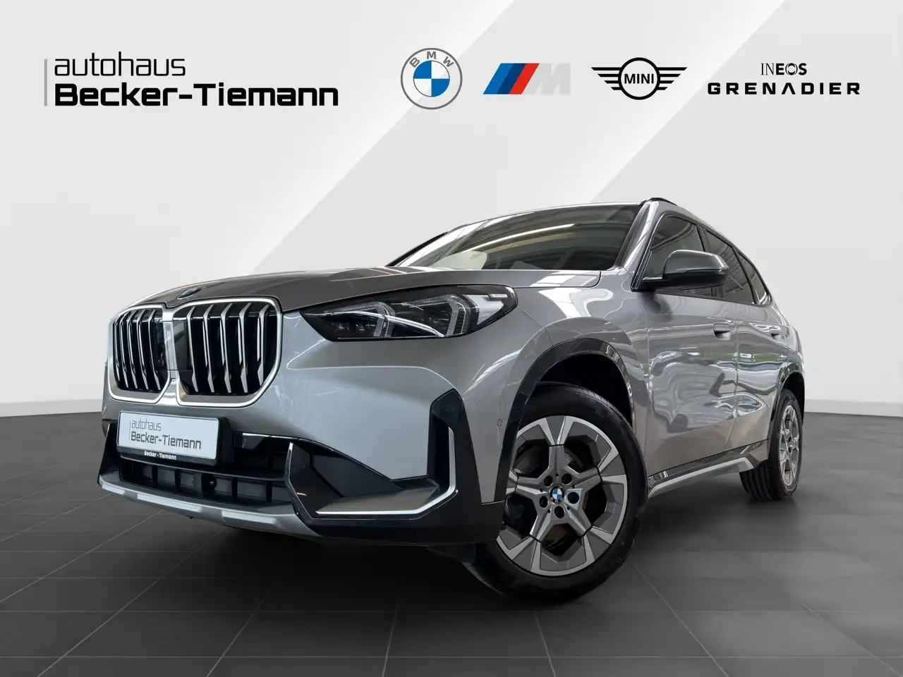 BMW X1 sDrive18d SAV xLine LC Plus/ Premium Paket/ AHK/ L — photo 1 of 22