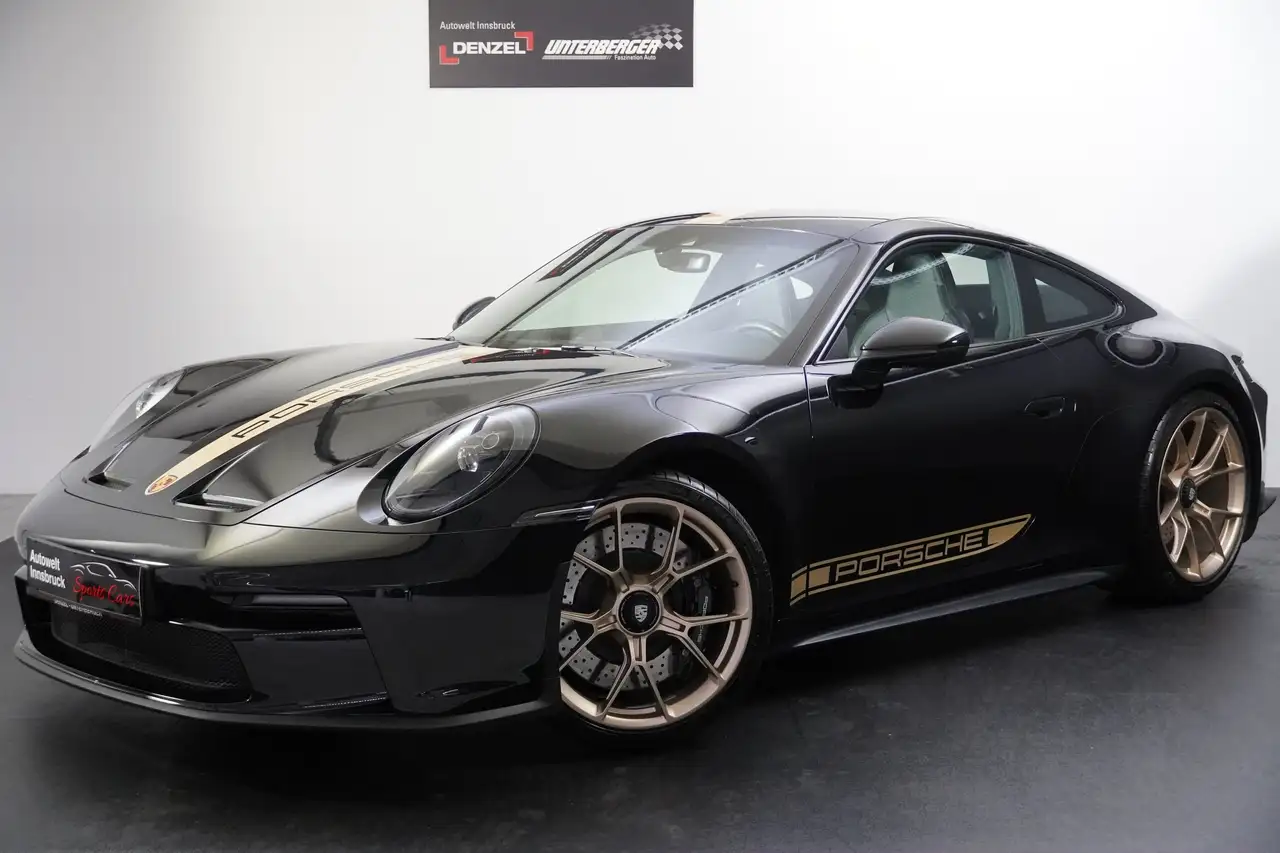 Porsche 992 911 GT3 Touring PDK — photo 1 of 32