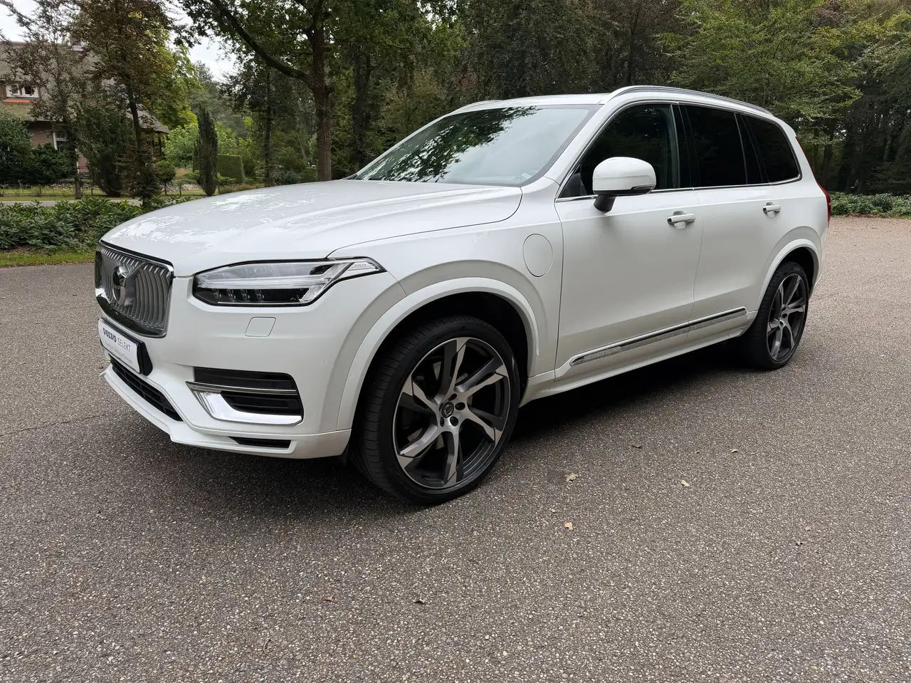 Volvo XC90 T8 AWD Plug-in Hybride Long Range 2022 75dkm PANO — photo 1 of 35