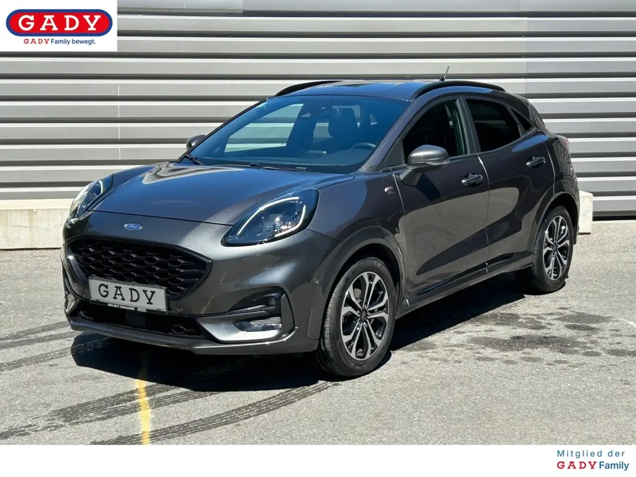Ford Puma 1,0 EcoBoost Hybrid ST-Line — photo 1 of 17