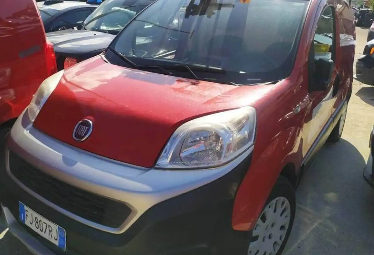 2017 Fiat Fiorino 1.3 MJT 95CV Furgone Adventure E6 - FJ807RJ, photograph 2