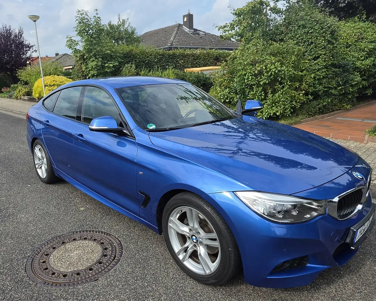BMW 320 320d GT M Sport — photo 1 of 15