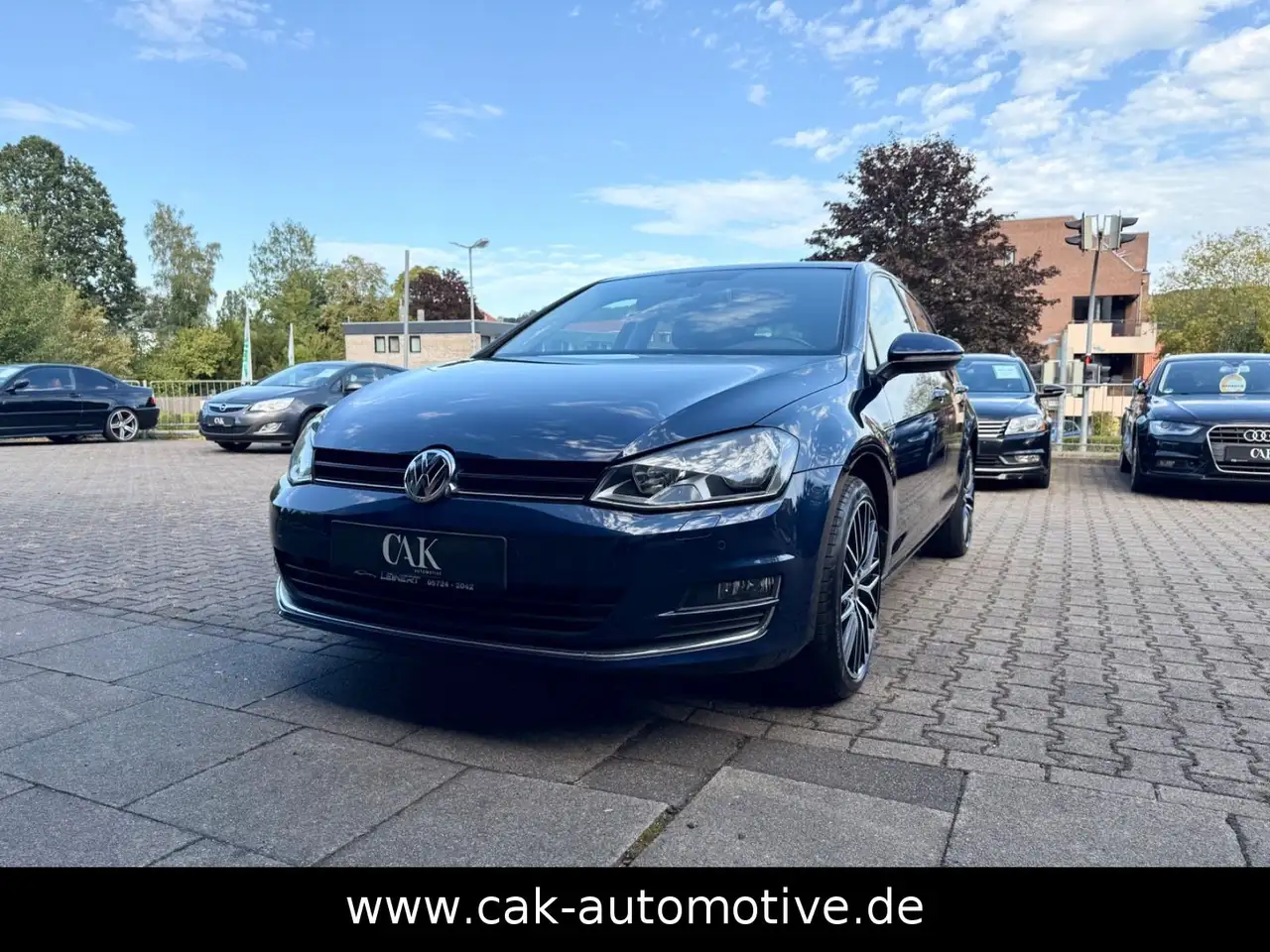 Volkswagen Golf VII Lim. Lounge BMT — photo 1 of 15