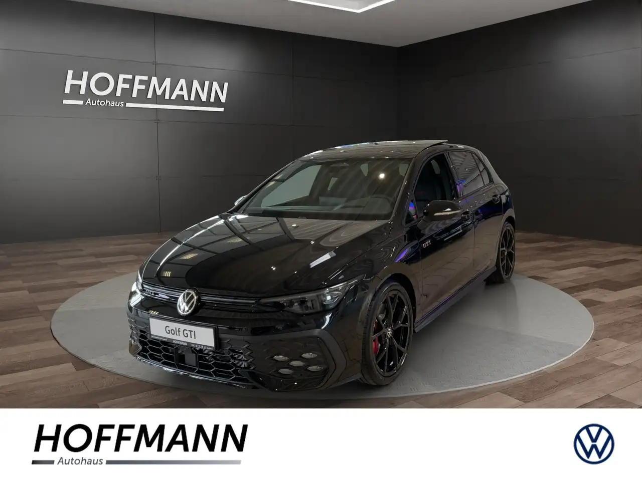 Volkswagen Golf 2.0TSI GTI DSG Pano+ACC+Navi+LED — photo 1 of 15