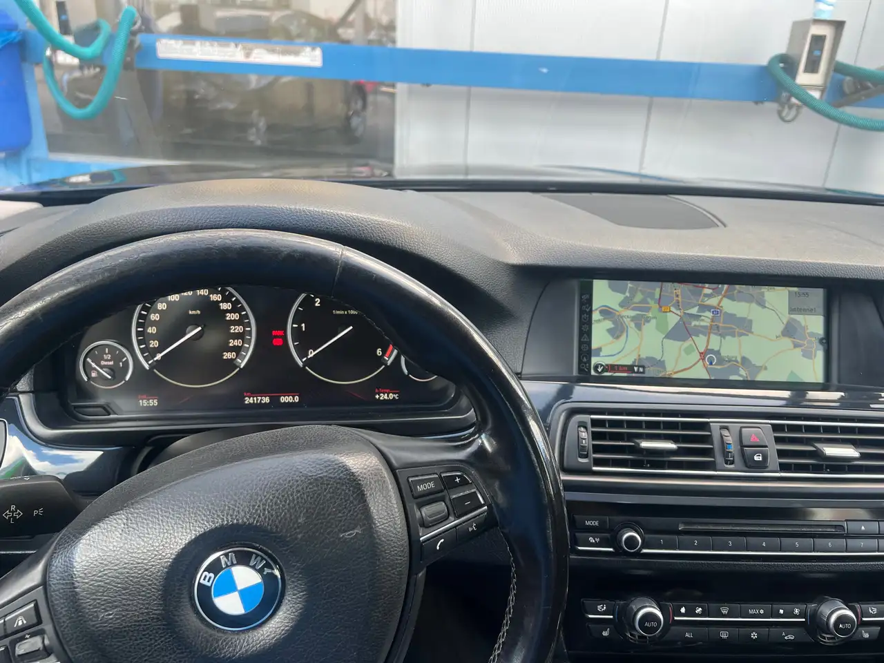 BMW 525 525d xDrive Touring Aut. — photo 1 of 7
