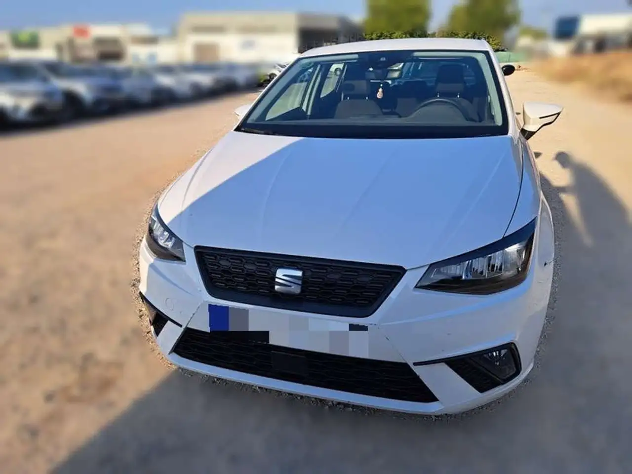 SEAT Ibiza 1.0 MPI S&S Reference 80 — photo 1 of 15