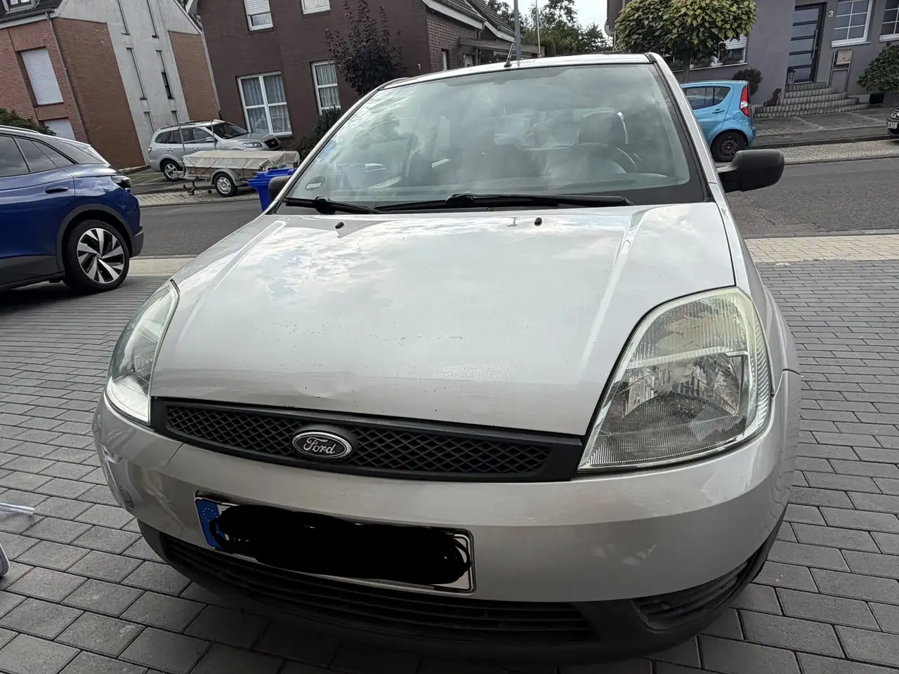 Ford Fiesta 1.3 — photo 1 of 11