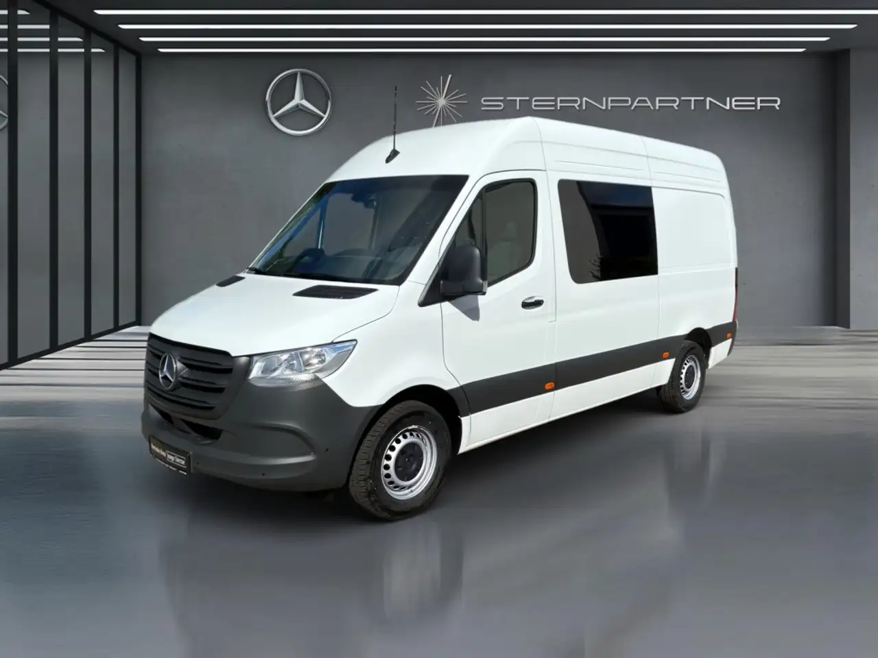 Mercedes-Benz Sprinter 317 CDI Mixto L2H2 Klima+Kamera+AHK3,5t — photo 1 of 23