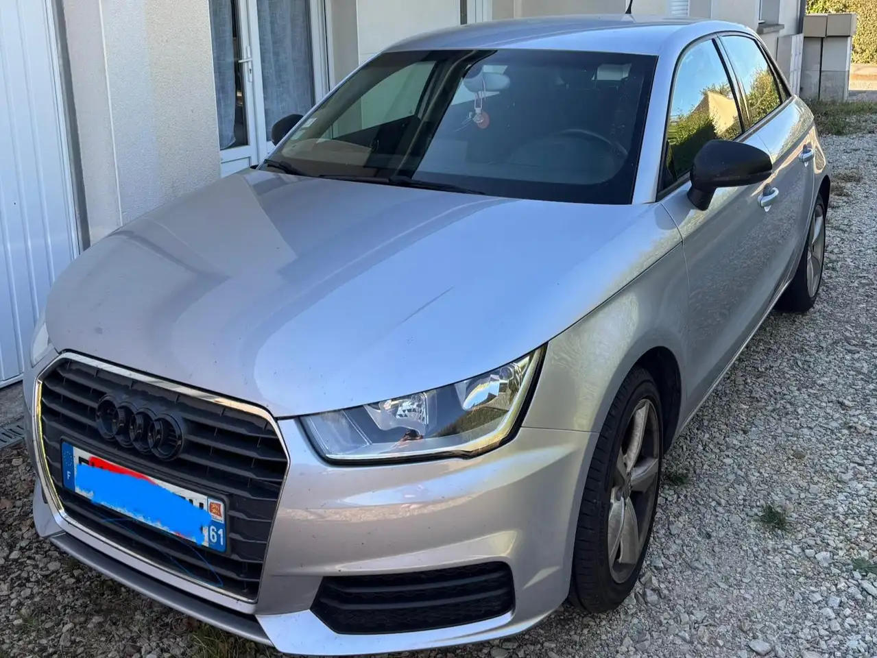 Audi A1 A1 Sportback 1.4 TDI 90 Ambiente — photo 1 of 6