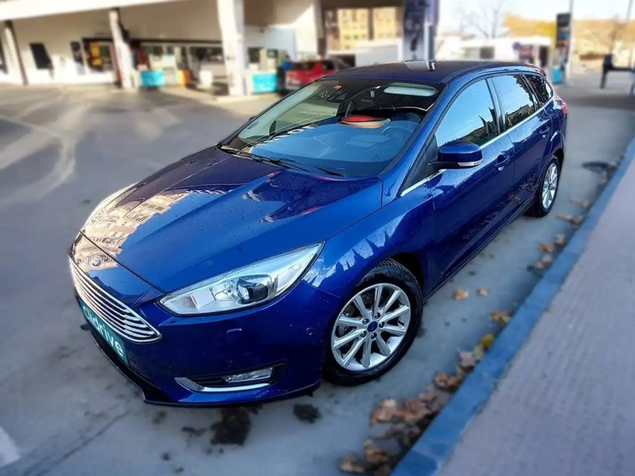 Ford Focus Sportbreak 1.0 Ecoboost Titanium — photo 1 of 15