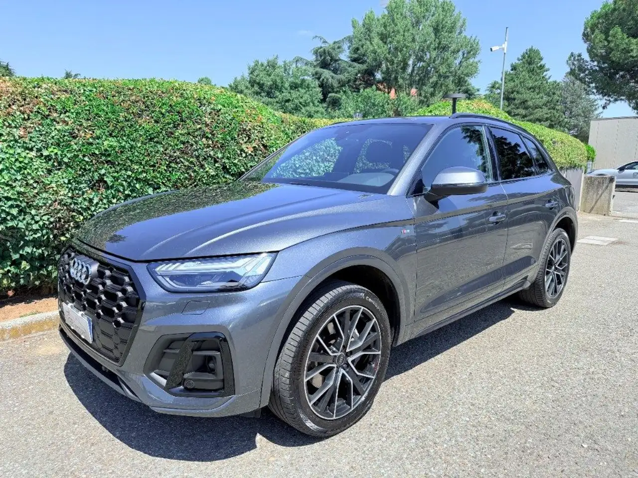 Audi Q5 40 TDI 204 CV quattro S tronic S line NAVI - LED — photo 1 of 16