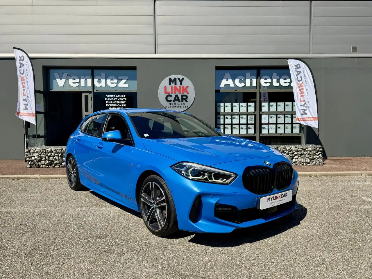 BMW 118 M SPORT 118i BV DKG F40 M — photo 1 of 24