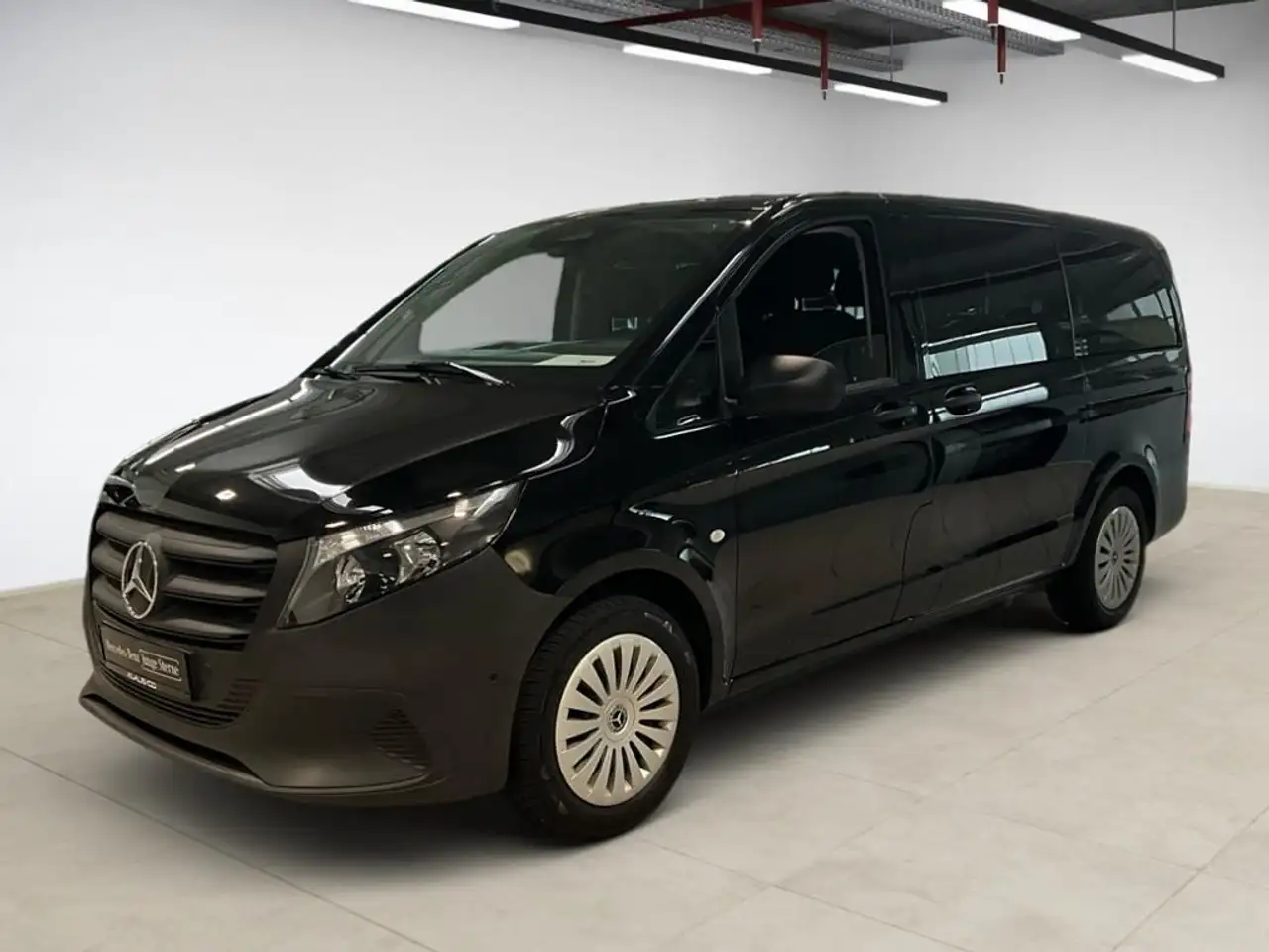 Mercedes-Benz Vito 116 CDI Tourer PRO Lang AUT Facelift Kam. — photo 1 of 17