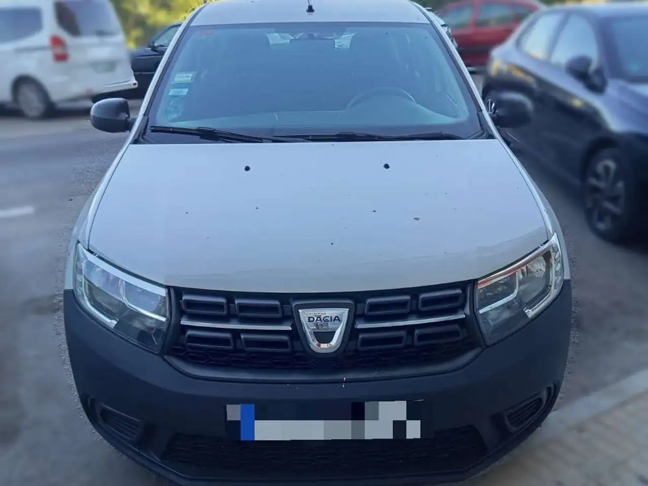 Dacia Sandero Base 1.0 54kW 73CV — photo 1 of 36